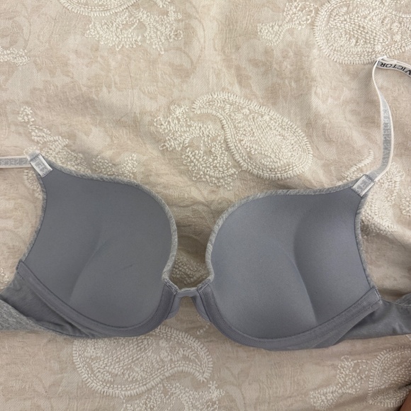 THE T-SHIRT Bombshell Add-2-Cups Push-Up Bra - Picture 2 of 5